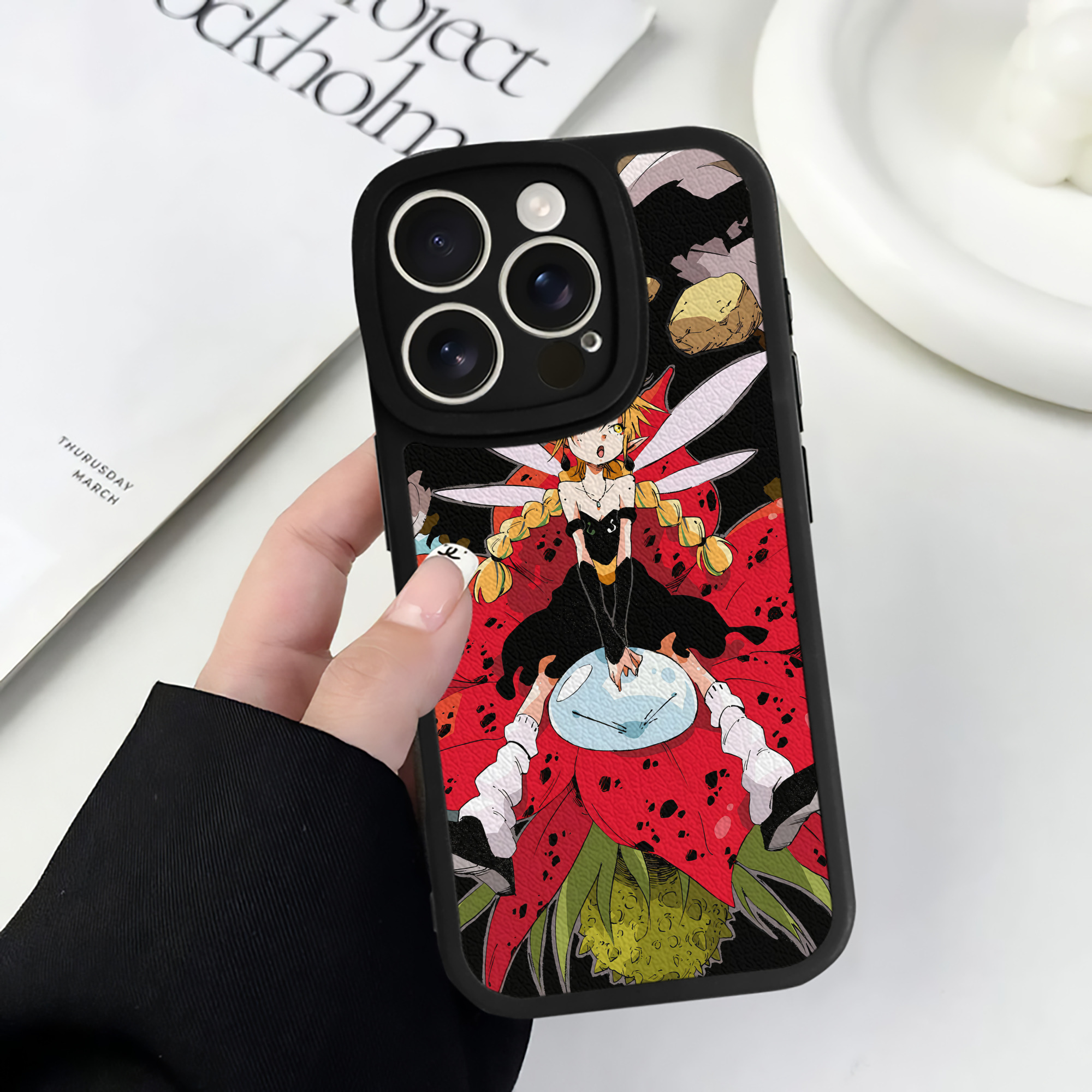 （画像用） 転スラ Regarding Reincarnated to Slime 【iPhone 16シリーズ対応】シリコンスマホケース（レザー調） 材質：シリコン